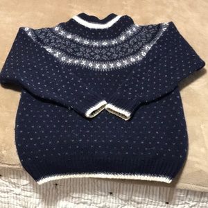 Nordic style wool sweater 🧶 🐑